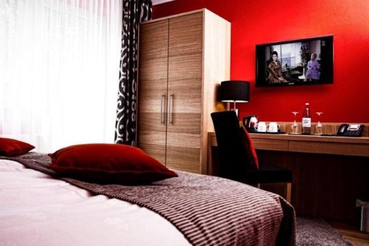 Hotel Palatina "Hotel-Restaurant" Neustadt an der Weinstraße 외부 사진